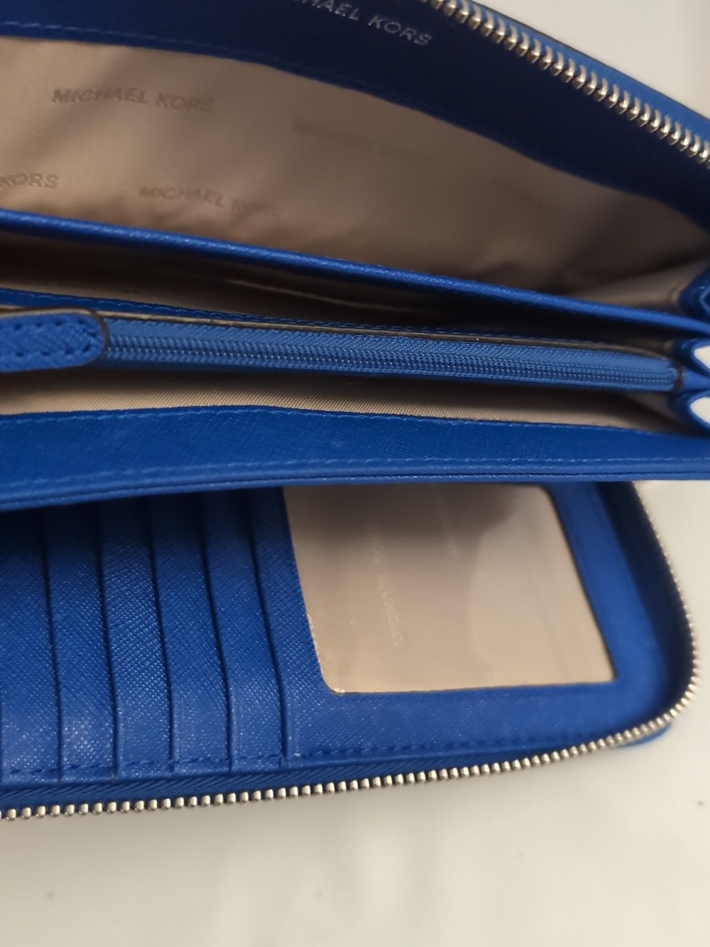 Michael Kors Continental Wallet - Picture 6 of 13